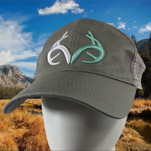 Realtree Gray Logo Ball Cap - Picture 1 of 9